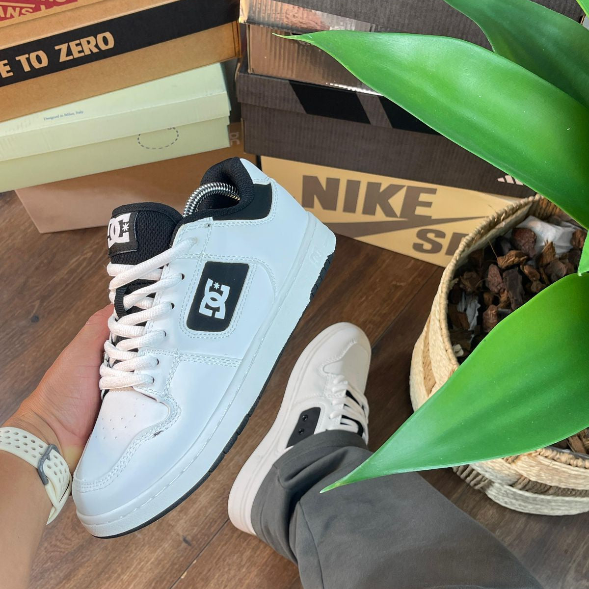 Dc Shoes Black And White